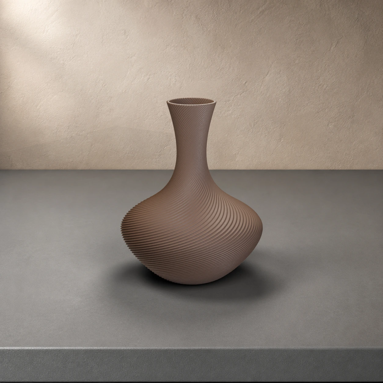 Vaso Gilda in colore Dark Brown