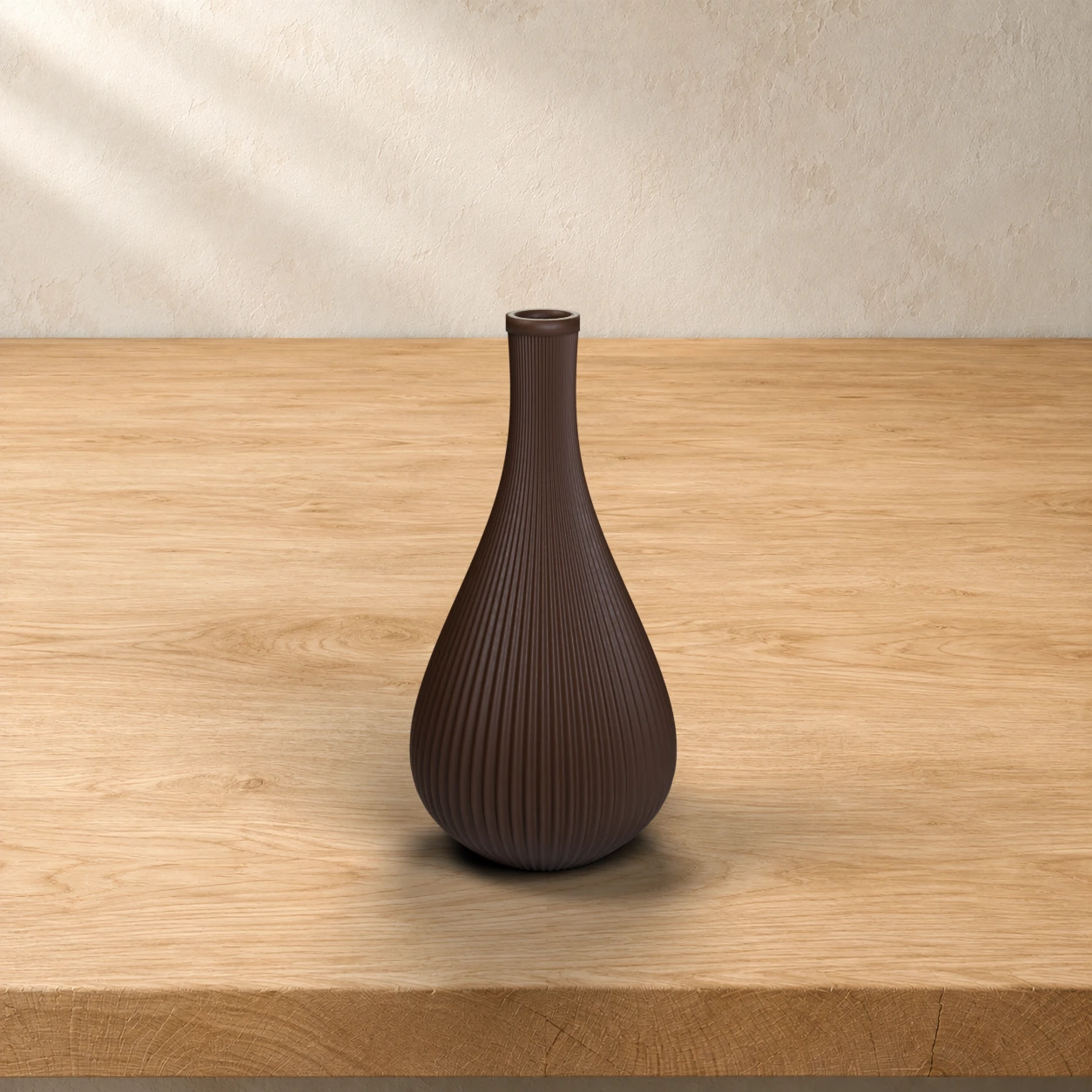 Vaso Lilla in colore Dark Chocolate