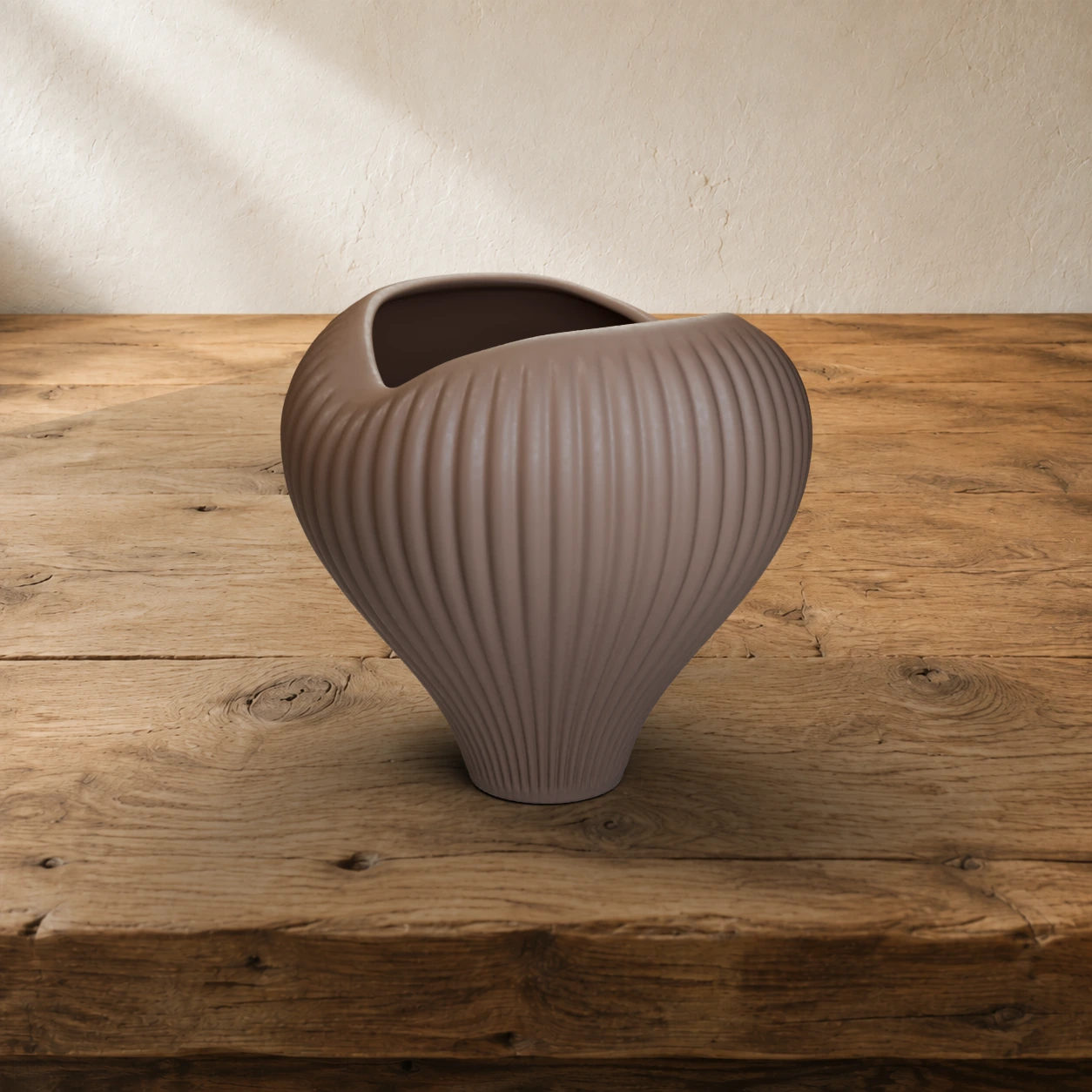 Vaso Love in colore Dark Brown