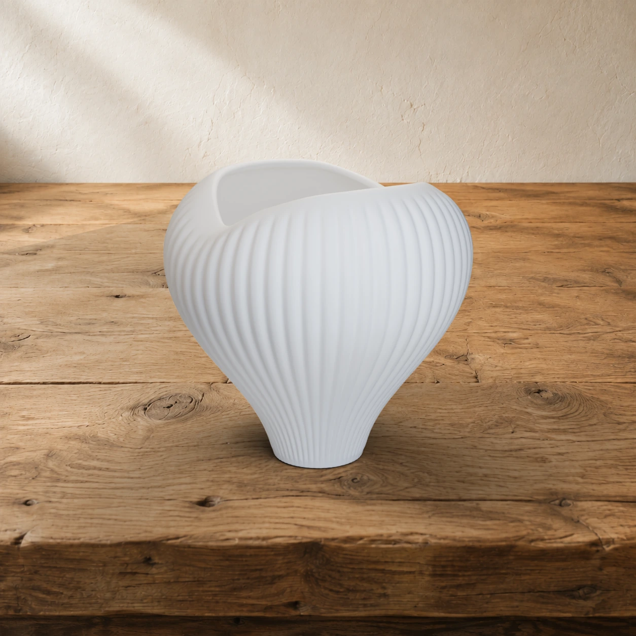 Vaso Love in colore Ivory White